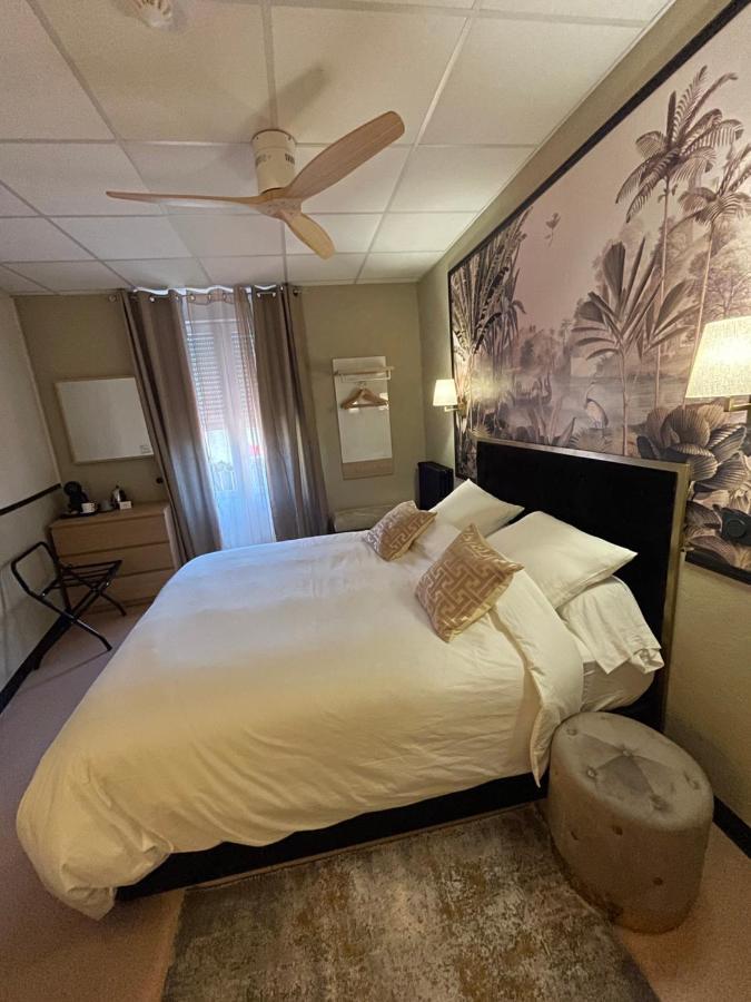 Coco Marco Hotel Nyons Bagian luar foto