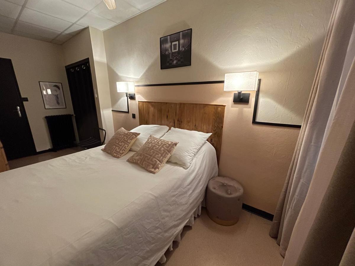 Coco Marco Hotel Nyons Bagian luar foto