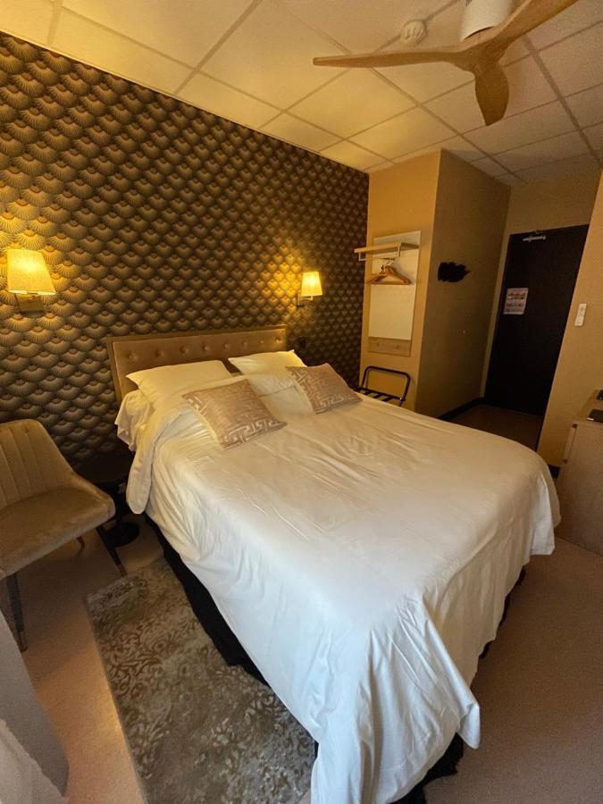 Coco Marco Hotel Nyons Bagian luar foto