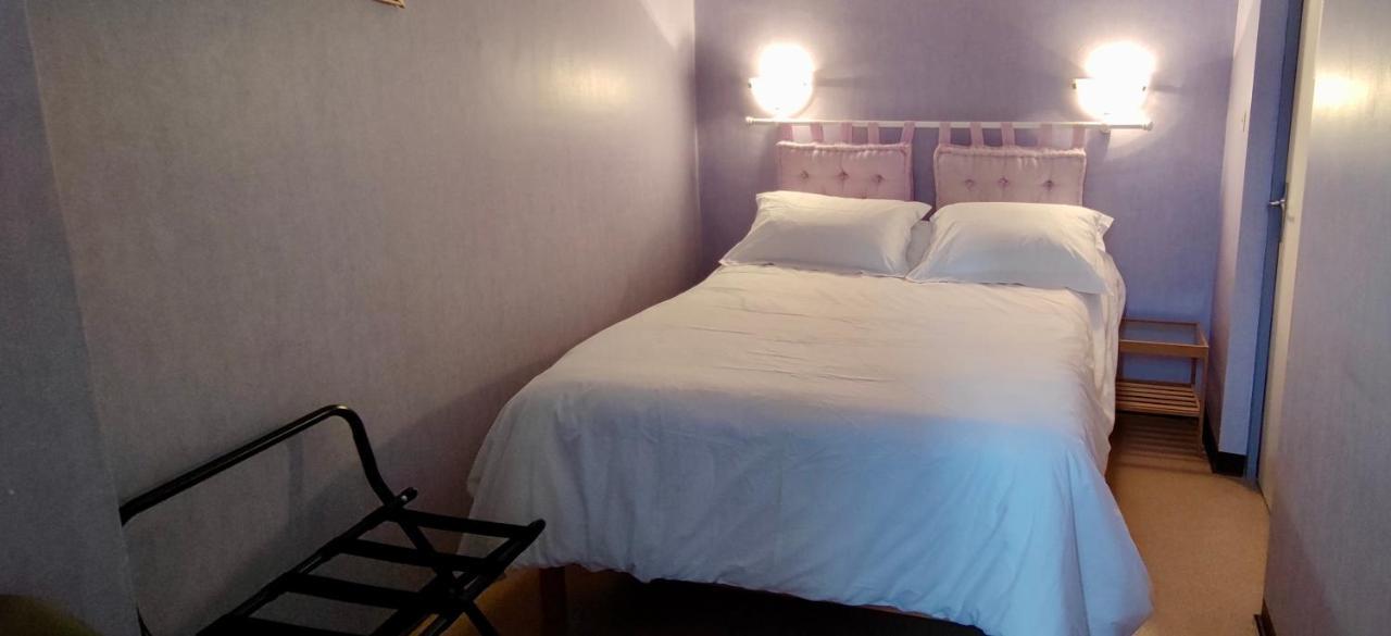 Coco Marco Hotel Nyons Bagian luar foto