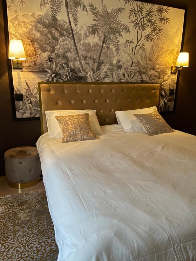 Coco Marco Hotel Nyons Bagian luar foto