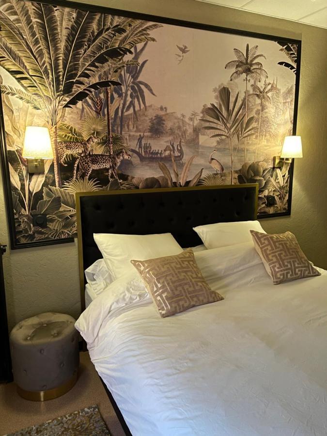 Coco Marco Hotel Nyons Bagian luar foto