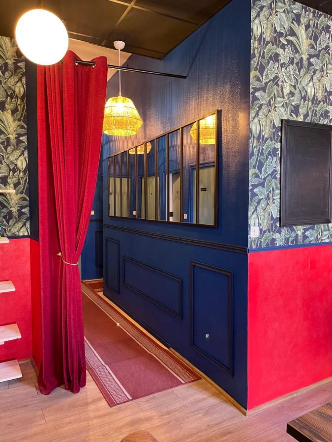 Coco Marco Hotel Nyons Bagian luar foto